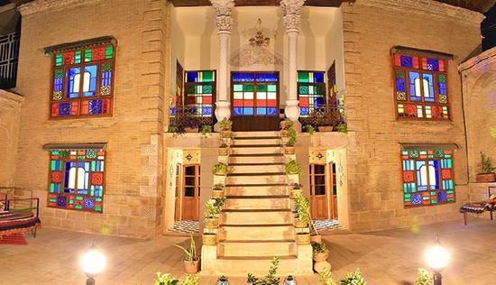 لیست بهترین اقامتگاه های بوم گردی و هتل های سنتی شیراز
