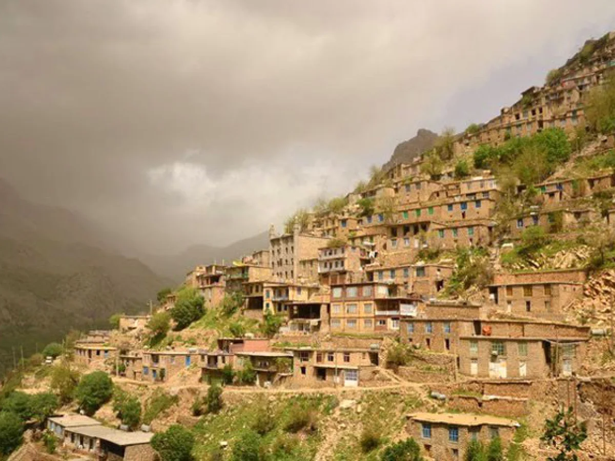 تور 6 روزه پاییز کردستان 4 آبان
