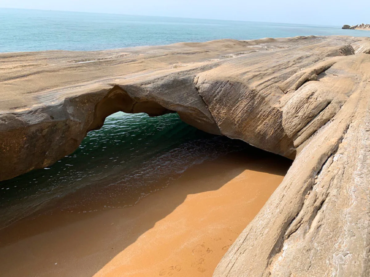 تور سیراف و نایبند 8 اسفند